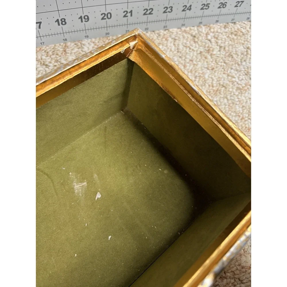 Vintage 60's Fabergé Avocado green gold Faberge Egg Velvet Box Storage 11